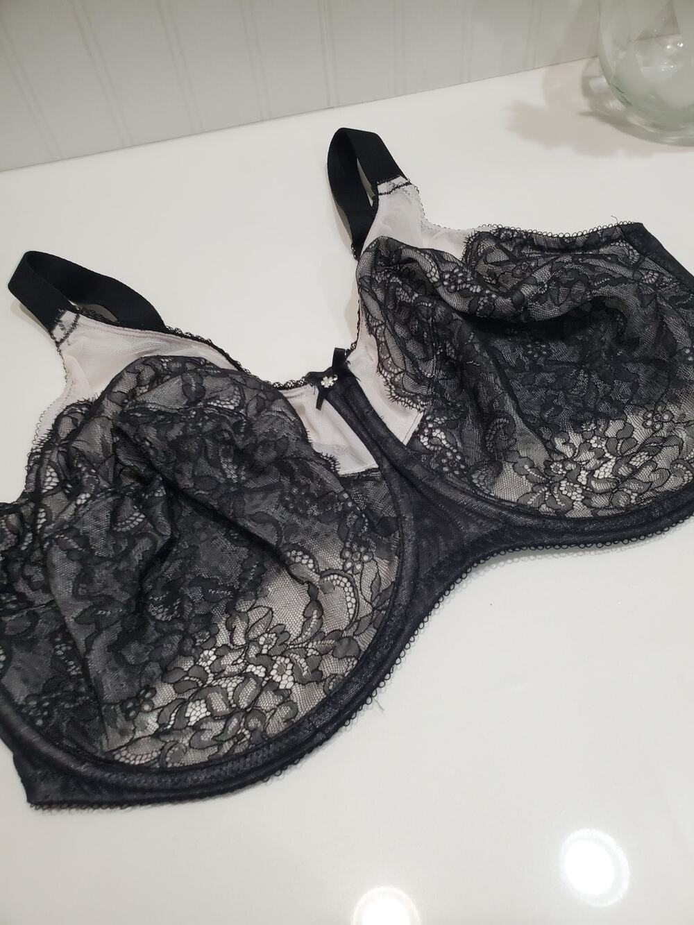 Wacoal Retro Chic Underwire Bra size 44H